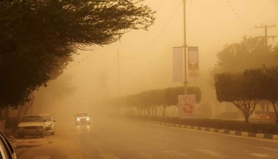 شاخص کیفیت هوا در شهر کرمان 197 است/ 7 نقطه استان کرمان در شرایط ناسالم و خطرناک قرار دارد