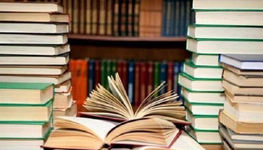 وجود ۶۸ کتابخانه مخزن دار و ۳۷۰ کتابخانه باز در کانون های مساجد استان کرمان