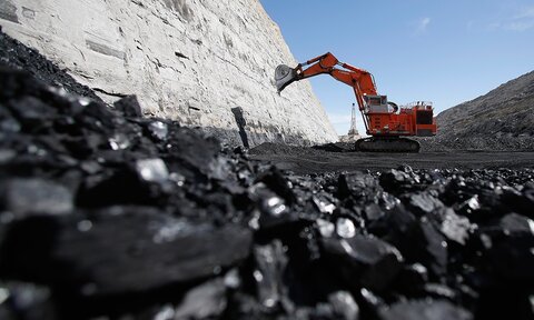 شرکت دالاهو هلدینگ تخصصی است که قصد خصوصی سازی زغالسنگ را ندارد/کارگران نگران نباشند 100درصد سهام مربوط به صندوق فولاد است