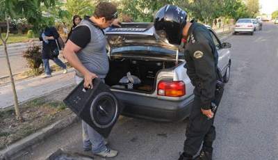 پلیس کرمان با خودروهای ایجاد کننده آلودگی صوتی برخورد می کند