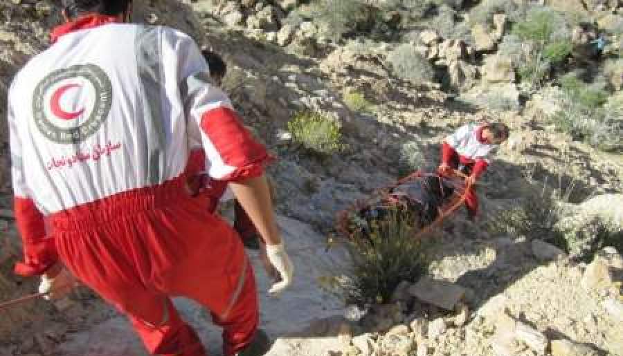 فوت چوپان ۴۲ ساله بر اثر سقوط از ارتفاع در راور
