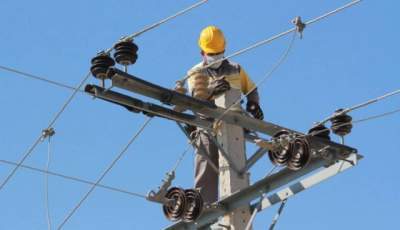 نوسازی شبکه برق در ۱۱روستای شهرستان رابر