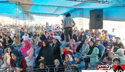 برگزاری چهاردهمین جشنواره گل محمدی لاله زار بردسیر  
