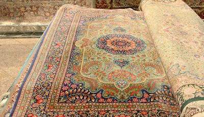 تولید ۱۳۰۰ تخته فرش توسط مددجویان کرمانی
