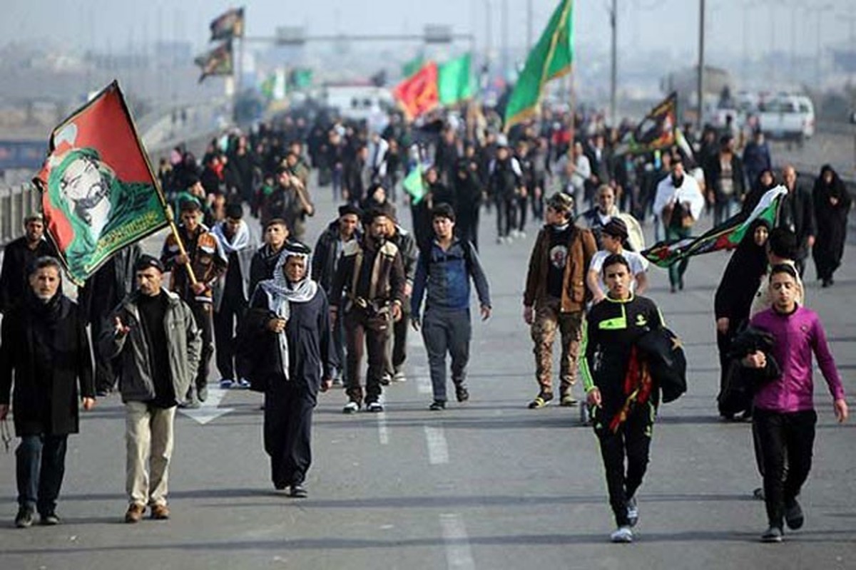 اتباع قانونی مقیم ایران از مرز شلمچه به پیاده روی اربعین می روند