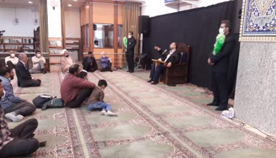 گرامیداشت شهدای حادثه تروریستی شاهچراغ در مسجد امام حسین کرمان برگزار شد
