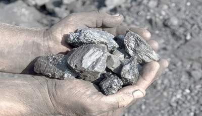 سرنوشت معدن کرومیت منوجان و کارگرانش در انتظار آخرین مزایده