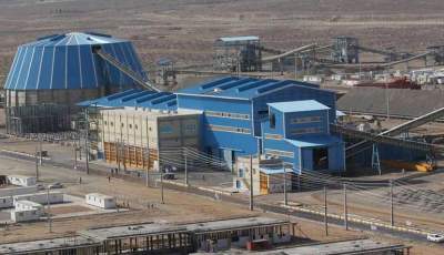 معدن سنگ آهنی که در سه دهه به بزرگترین گروه صنعتی و معدنی ایران بدل شده است