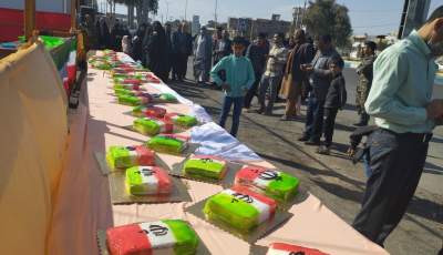 جشن پیروزی انقلاب اسلامی باپخت ۴۴ عدد کیک در نرماشیر  <img src="/images/video_icon.png" width="16" height="16" border="0" align="top">