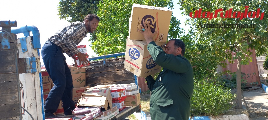 ارسال کمک های مردمی عنبرآباد به زلزله زدگان خوی