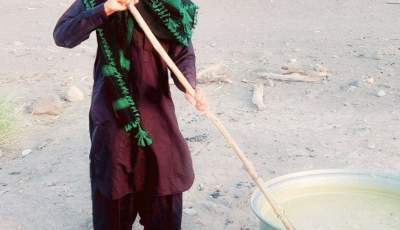 نذری سنتی در روستای مختارآباد؛ از پخت آش "امام حسین (ع)" تا ساخت موکب با برگ خرما